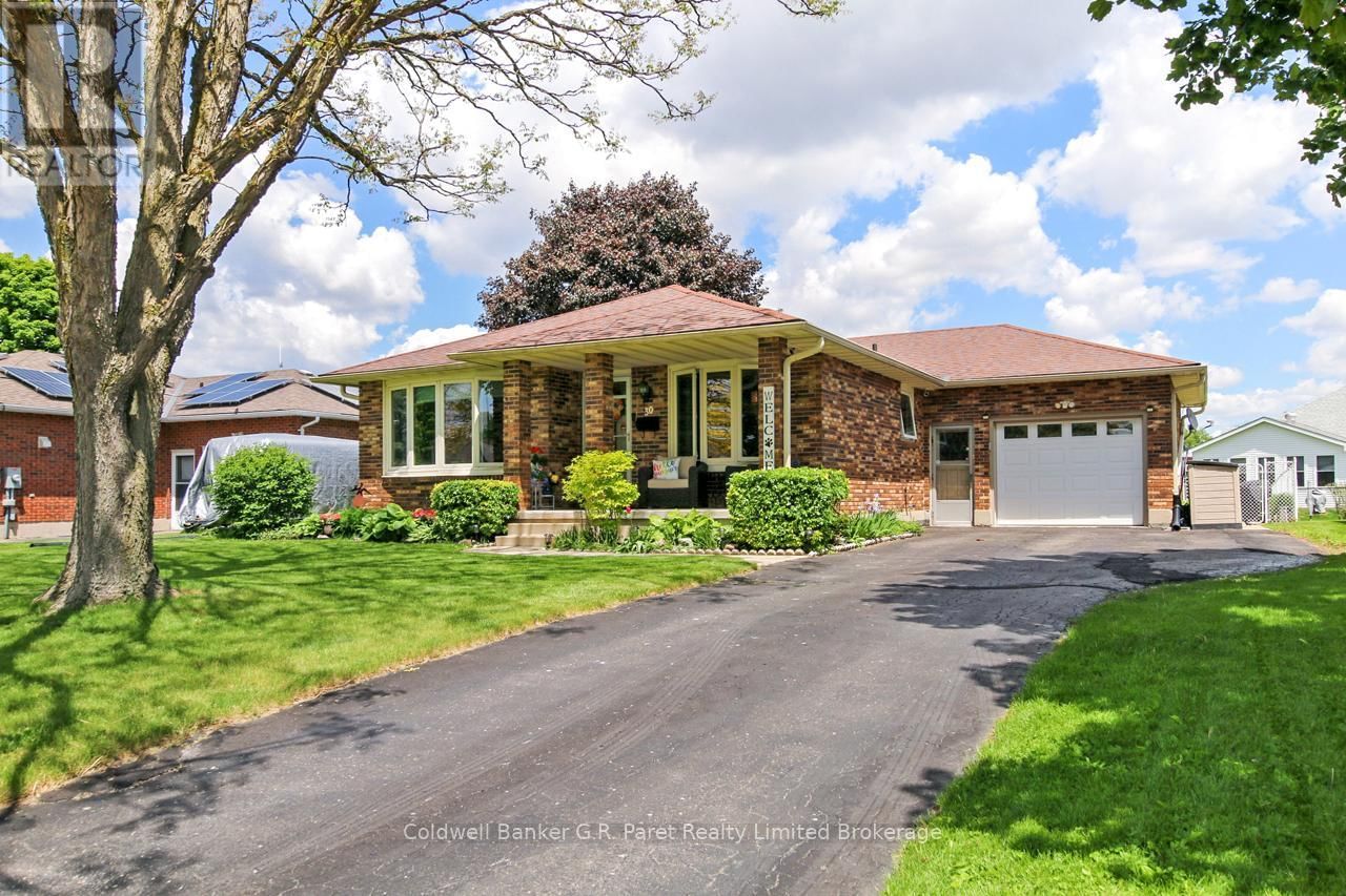 30 DENRICH AVENUE Image 1