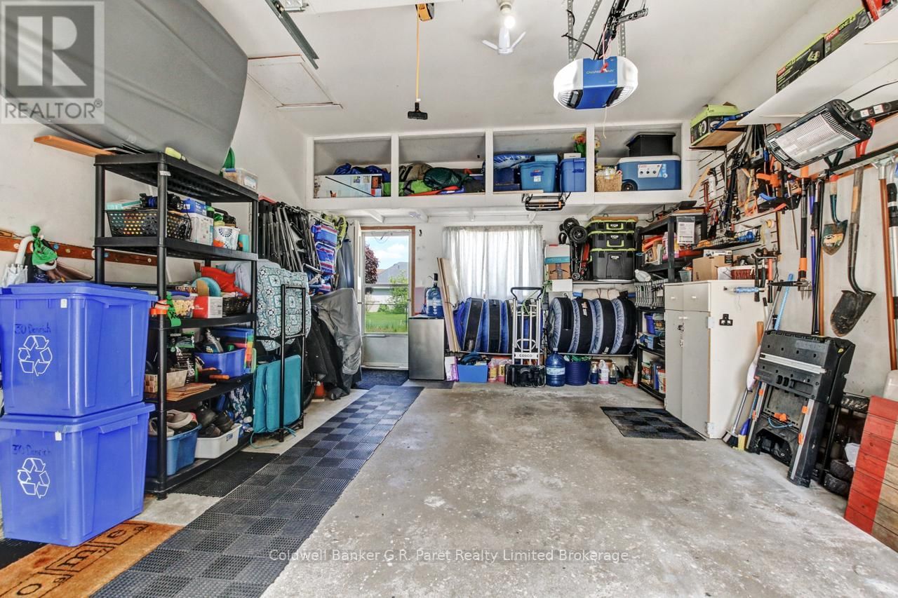 30 DENRICH AVENUE Image 24