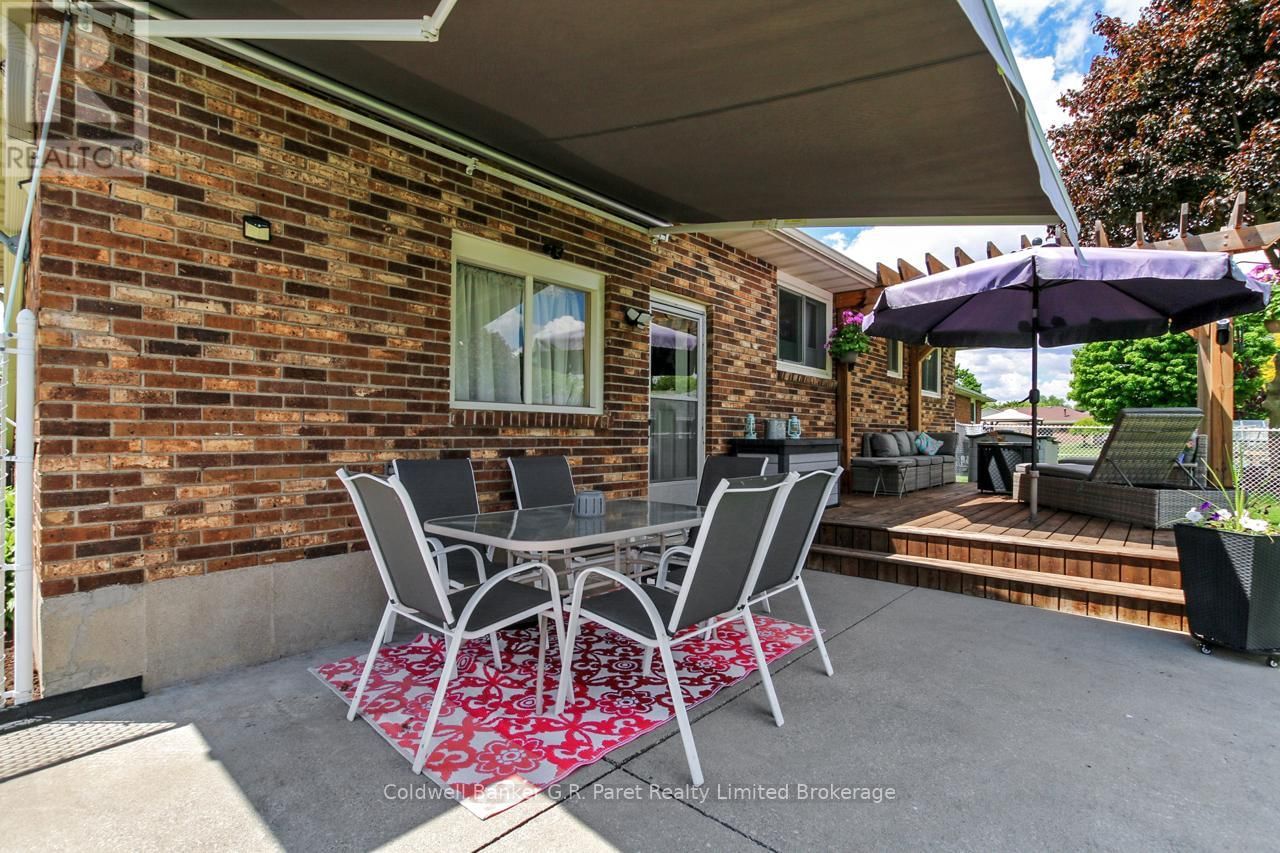 30 DENRICH AVENUE Image 28