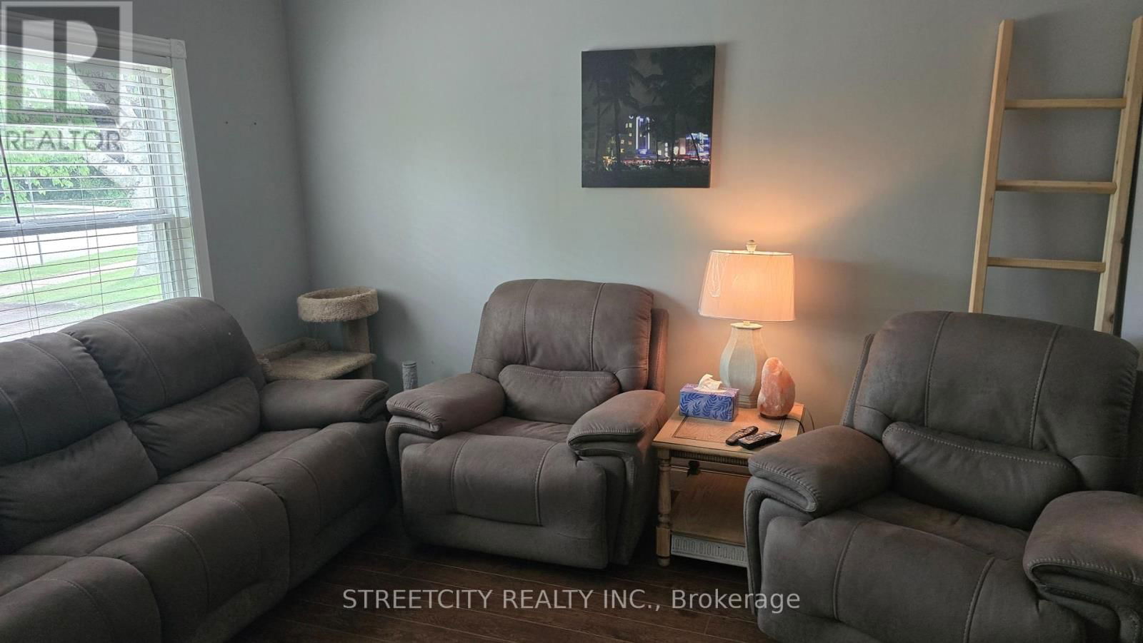 22 LEILA STREET Image 8