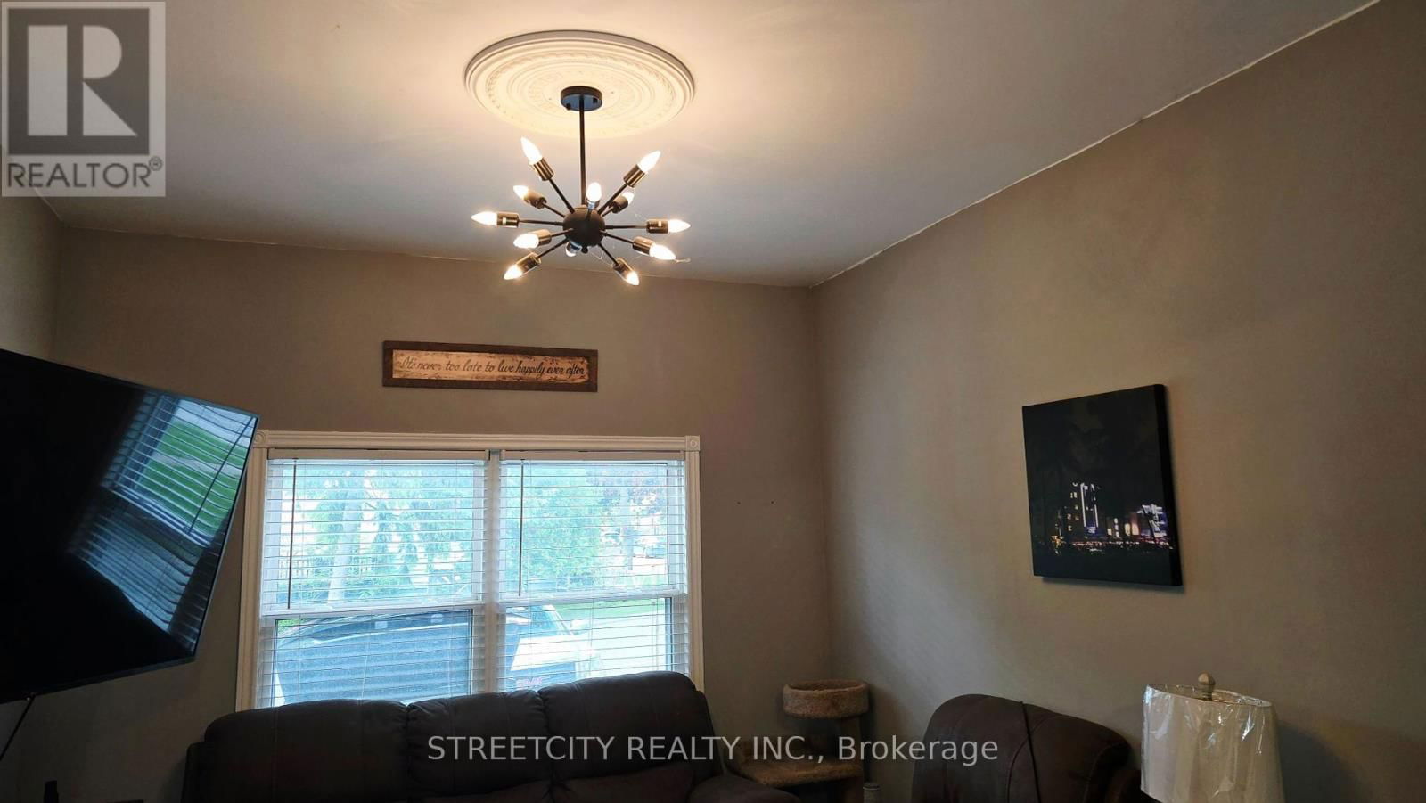 22 LEILA STREET Image 9