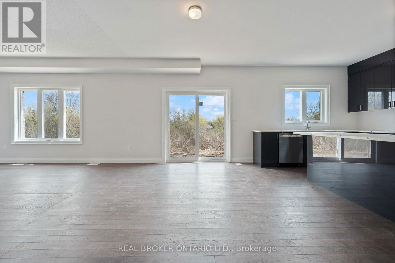27 BUTTERNUT DRIVE Image 15