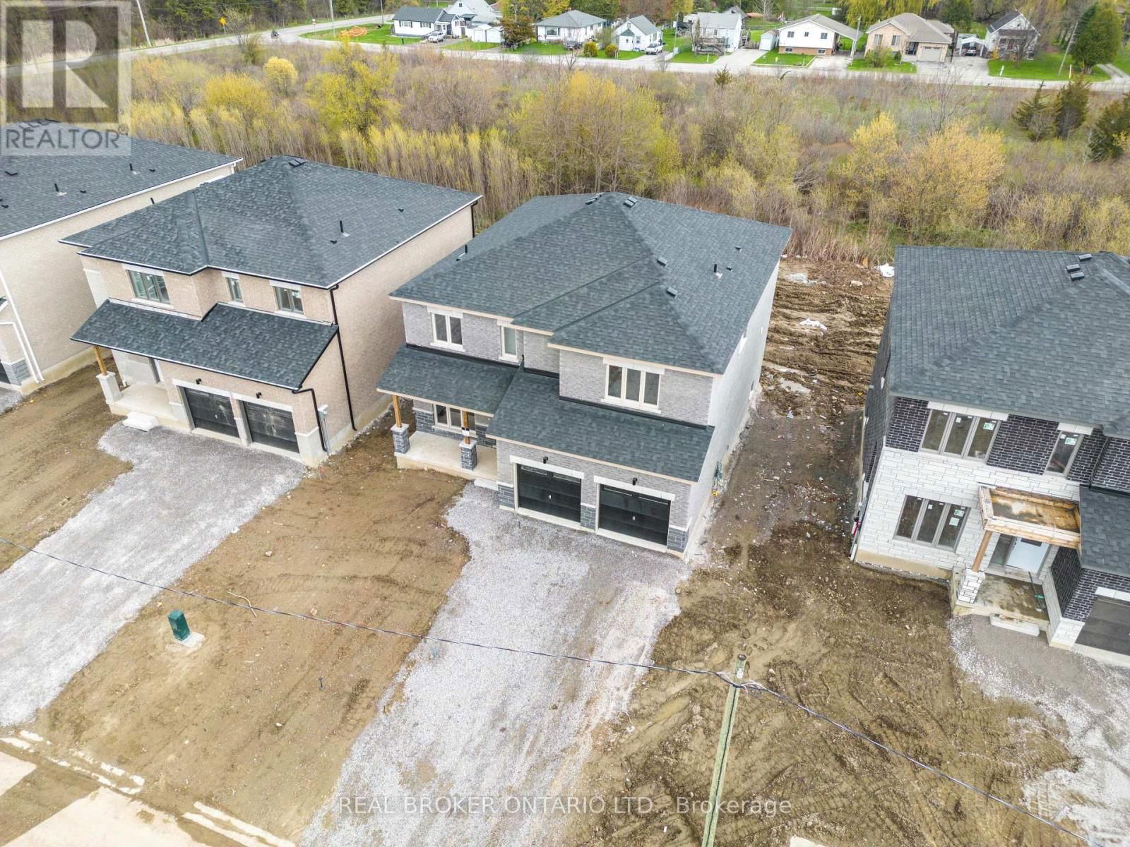 27 BUTTERNUT DRIVE Image 2