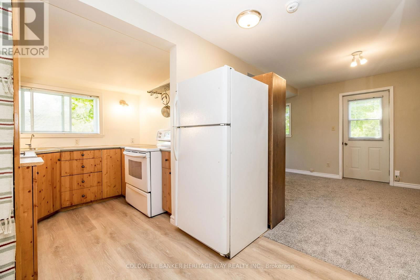 740 LAKE PARK ROAD Image 10