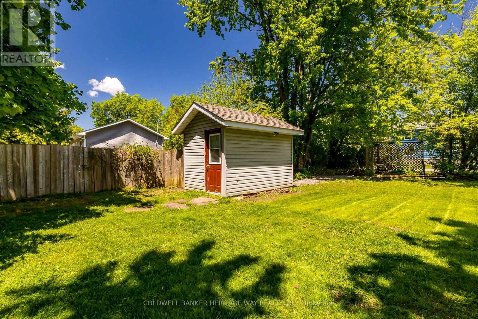 740 LAKE PARK ROAD Image 7