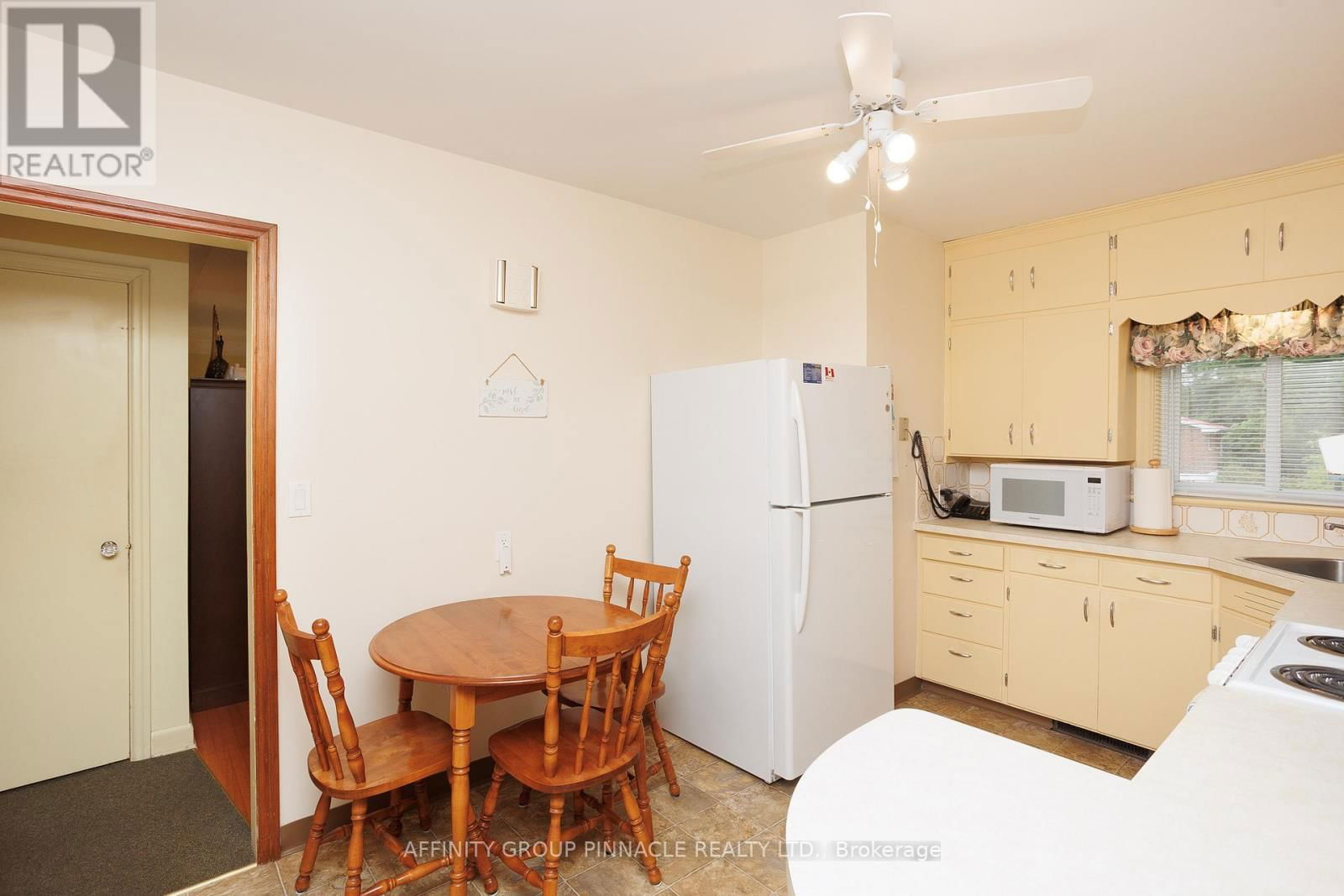 121 CLIFTON STREET Image 12