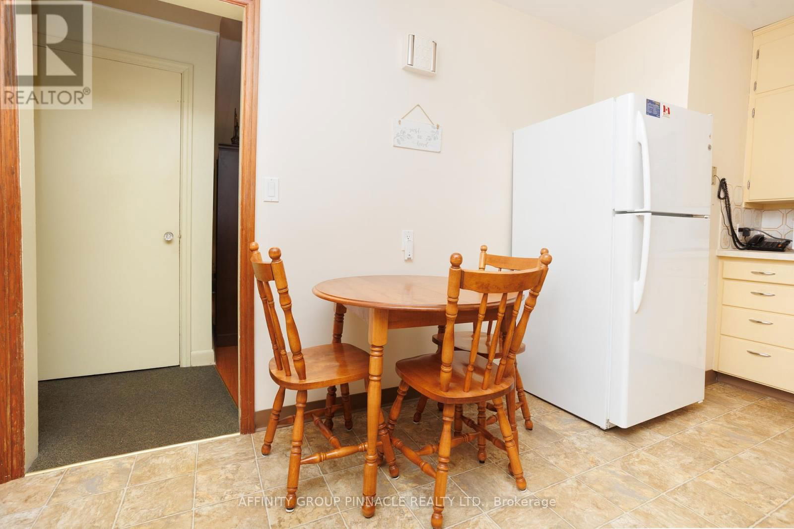 121 CLIFTON STREET Image 14
