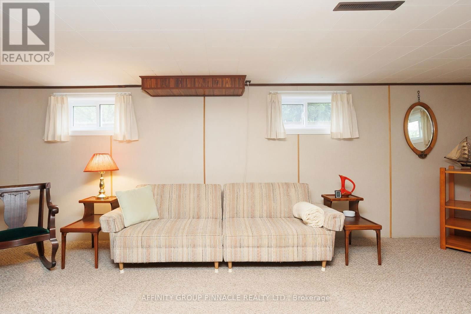 121 CLIFTON STREET Image 33