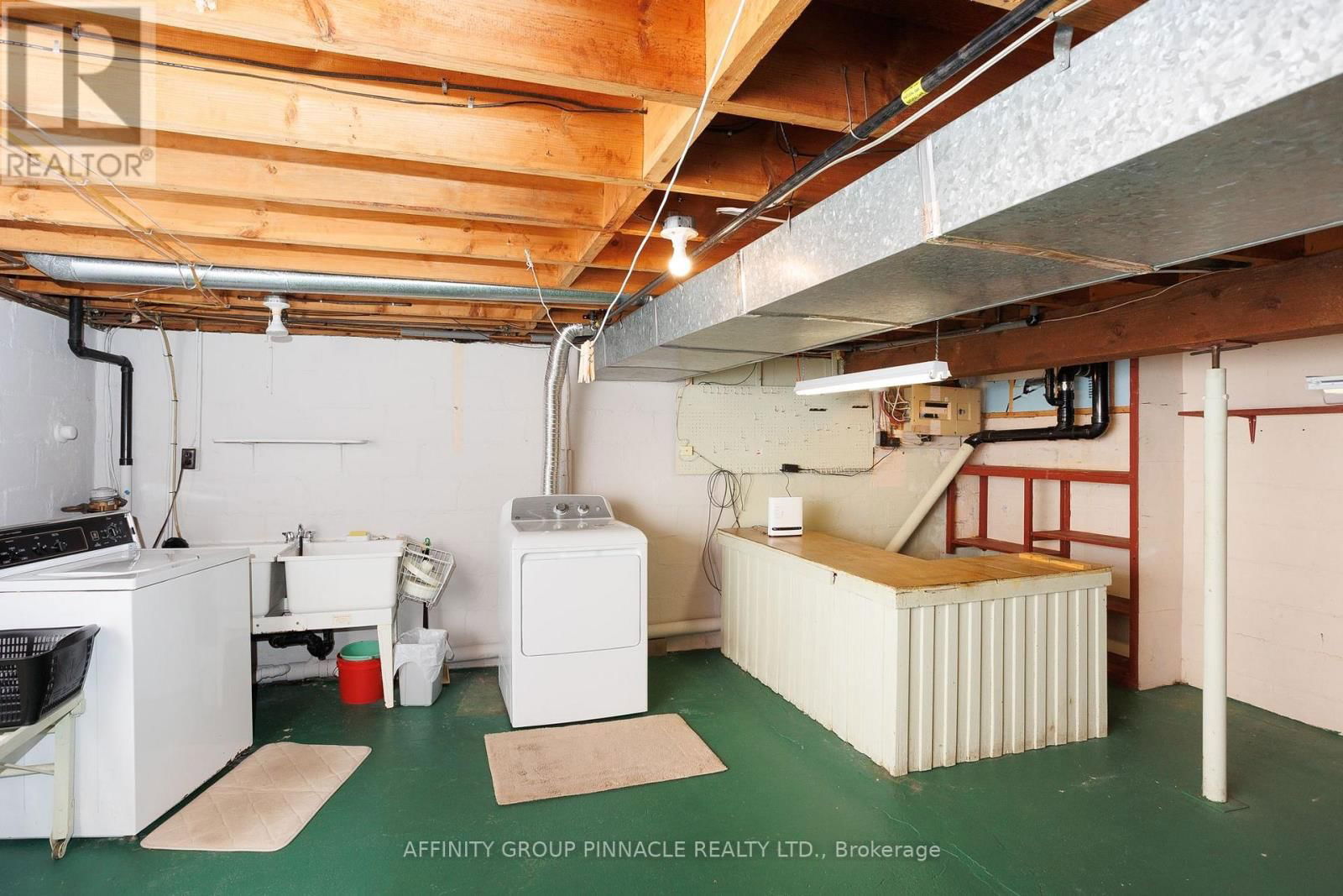 121 CLIFTON STREET Image 36