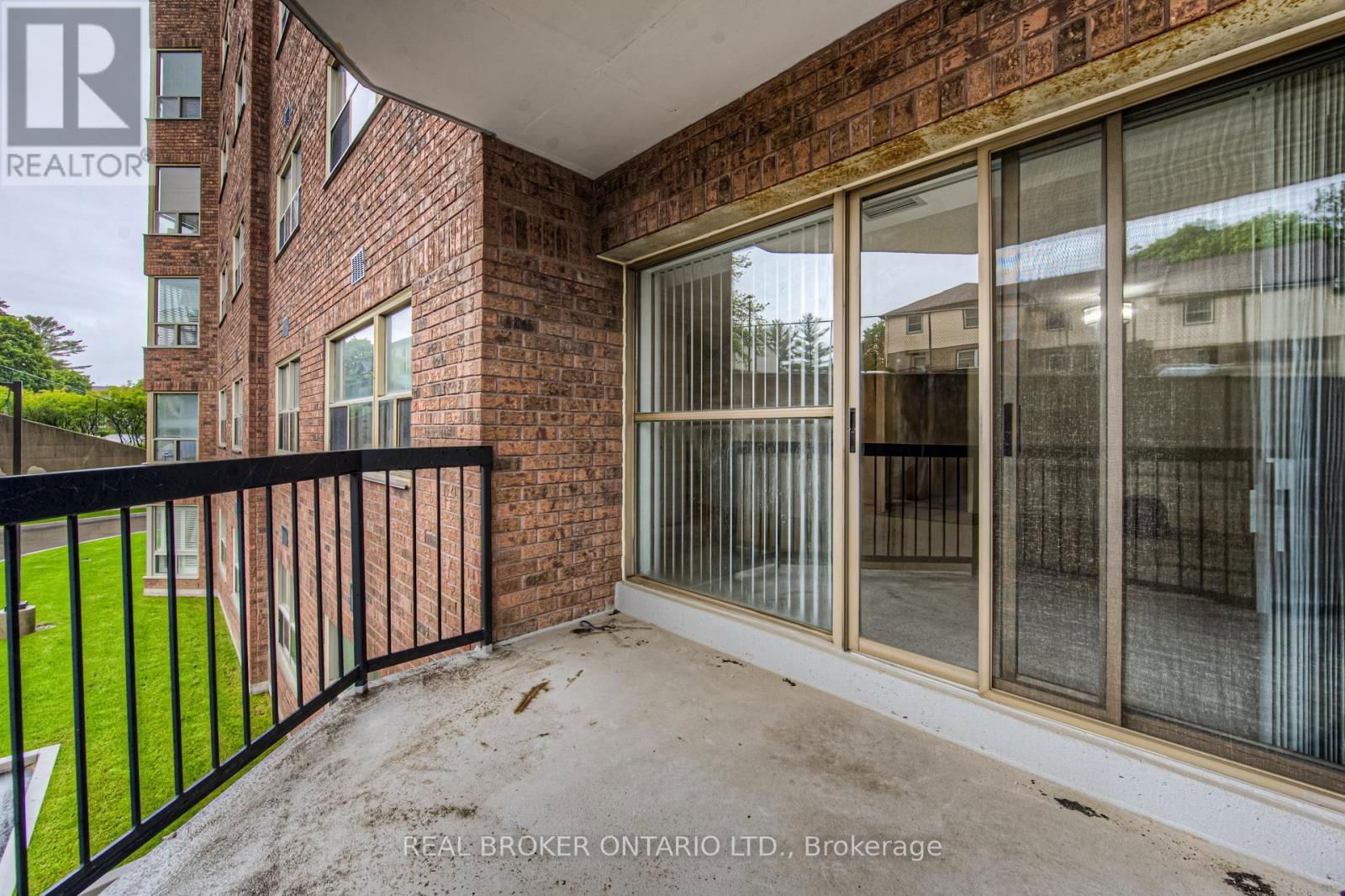 205 - 300 KEATS WAY Image 15