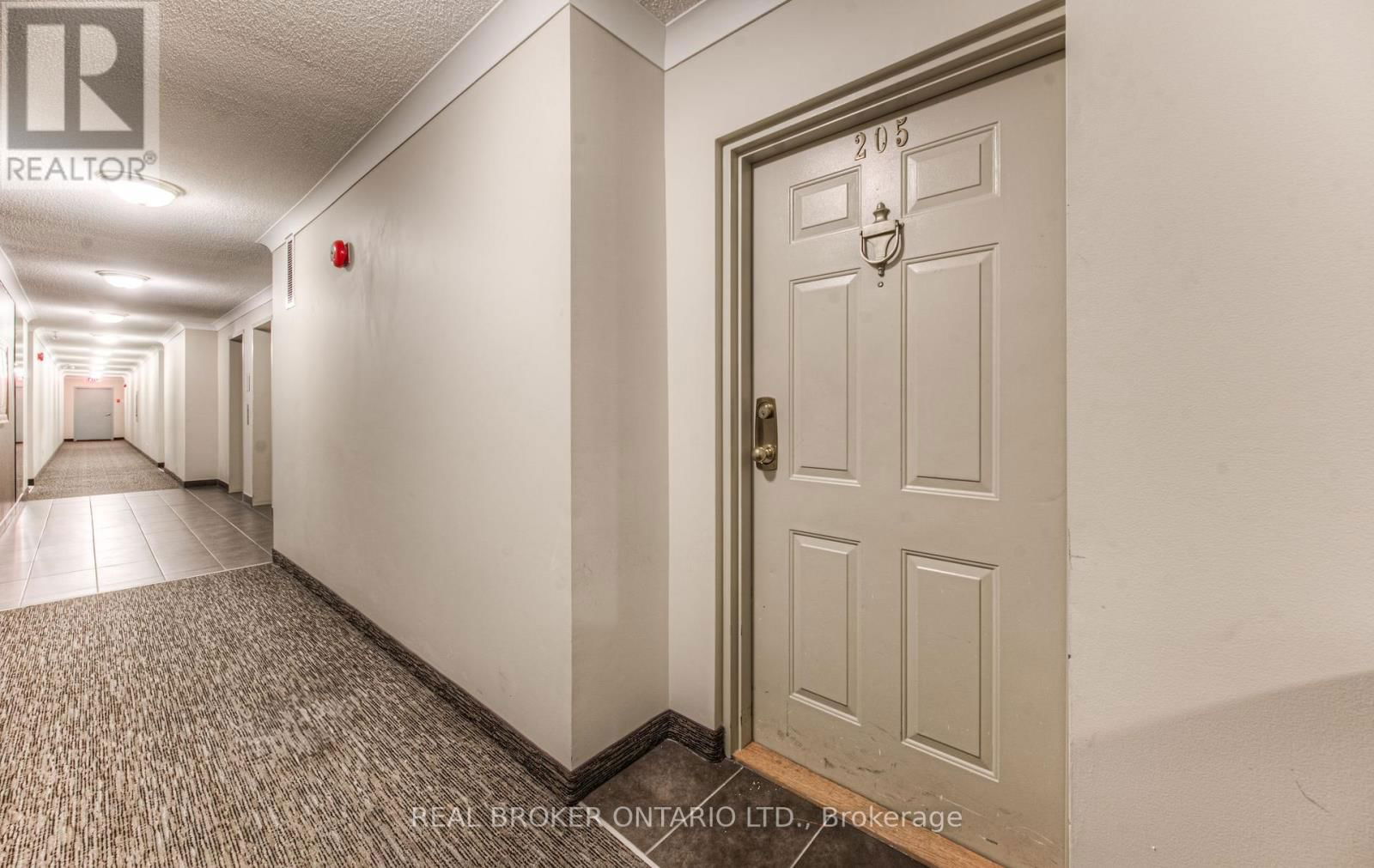 205 - 300 KEATS WAY Image 9