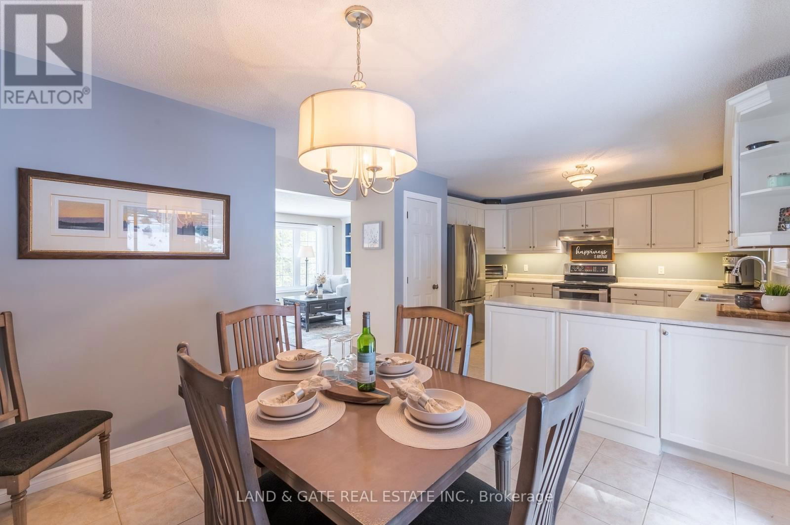137 ABBEY LANE Image 17