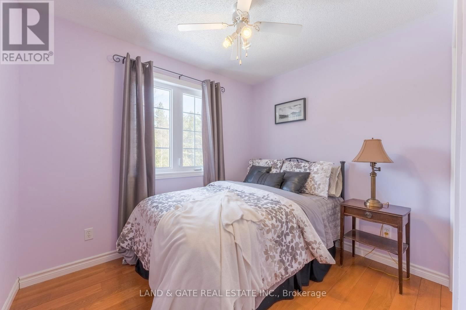 137 ABBEY LANE Image 23