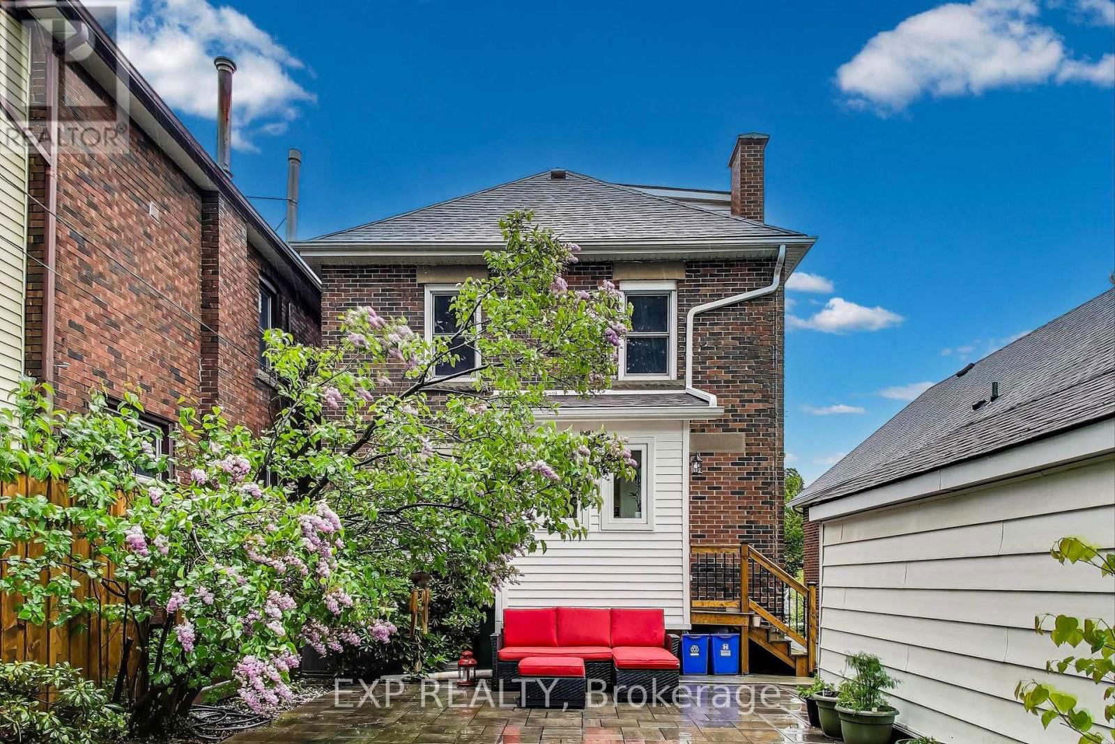 71 HUXLEY AVENUE SOUTH Image 36