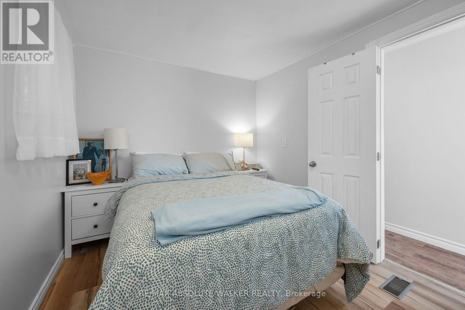 38 ASH STREET Image 13