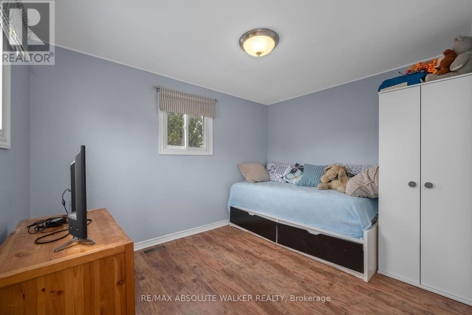 38 ASH STREET Image 14