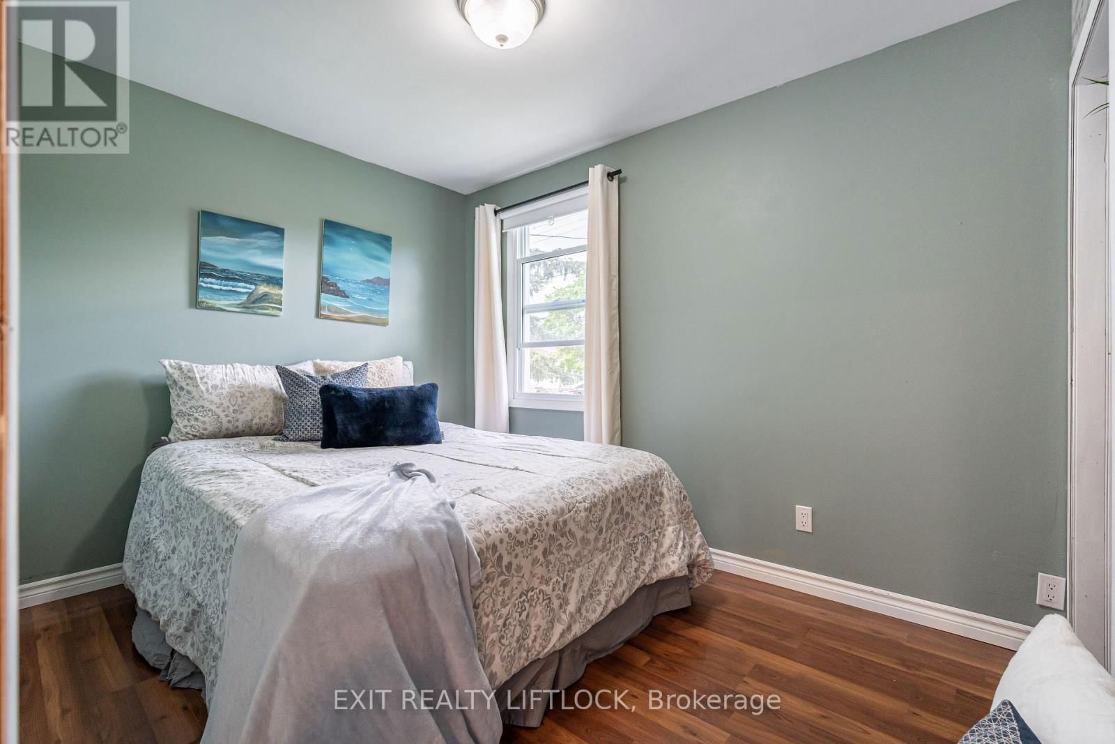 925 FORD STREET Image 11