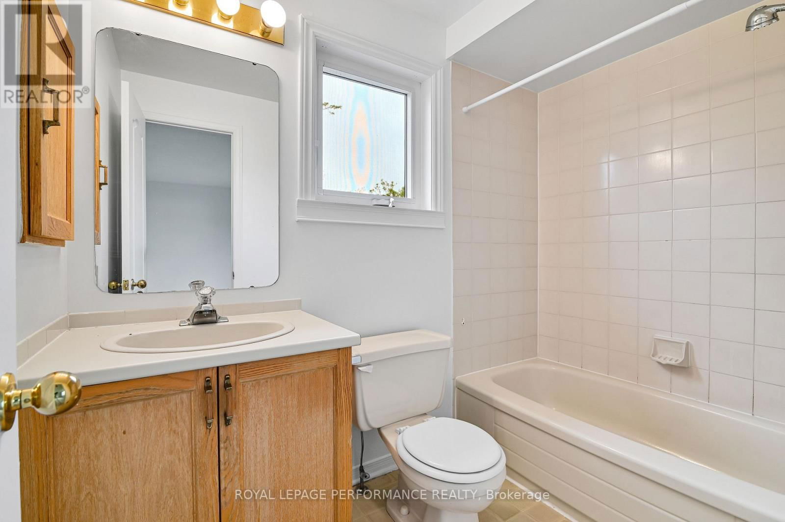 17 - 1838 SUMMERFIELDS CRESCENT Image 23