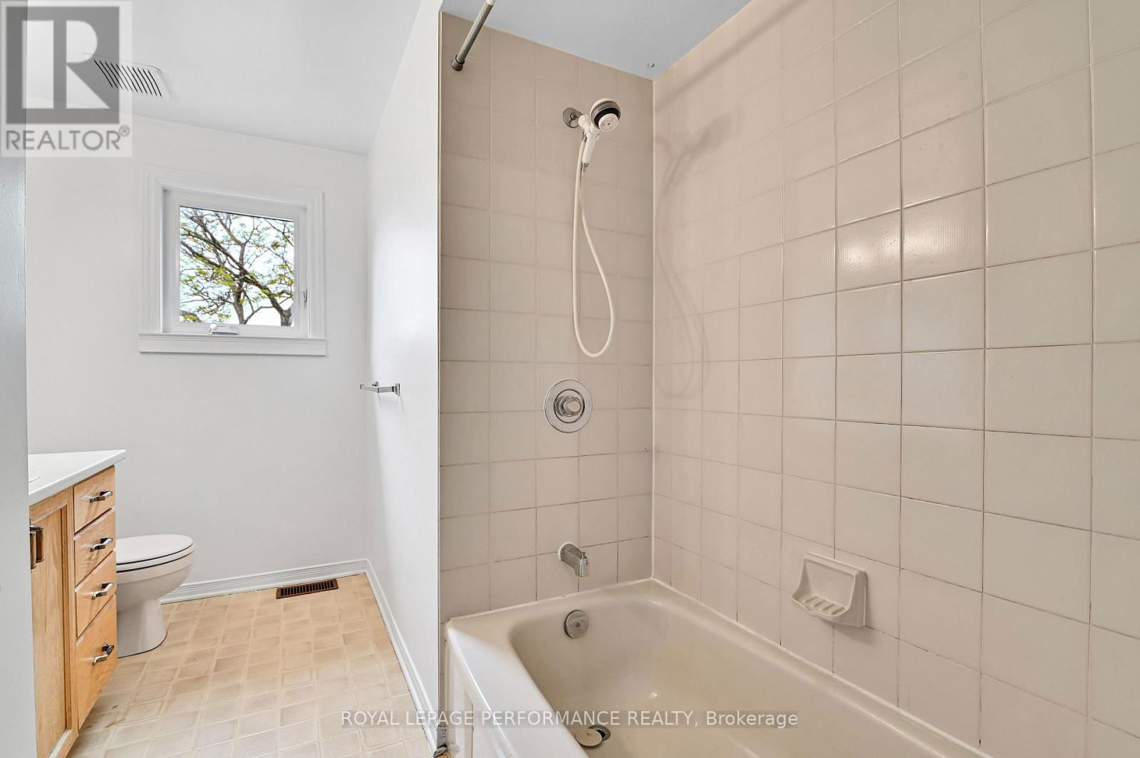 17 - 1838 SUMMERFIELDS CRESCENT Image 26
