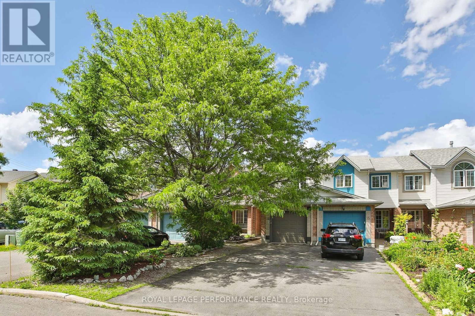 13 COLLEGE CIRCLE Image 1