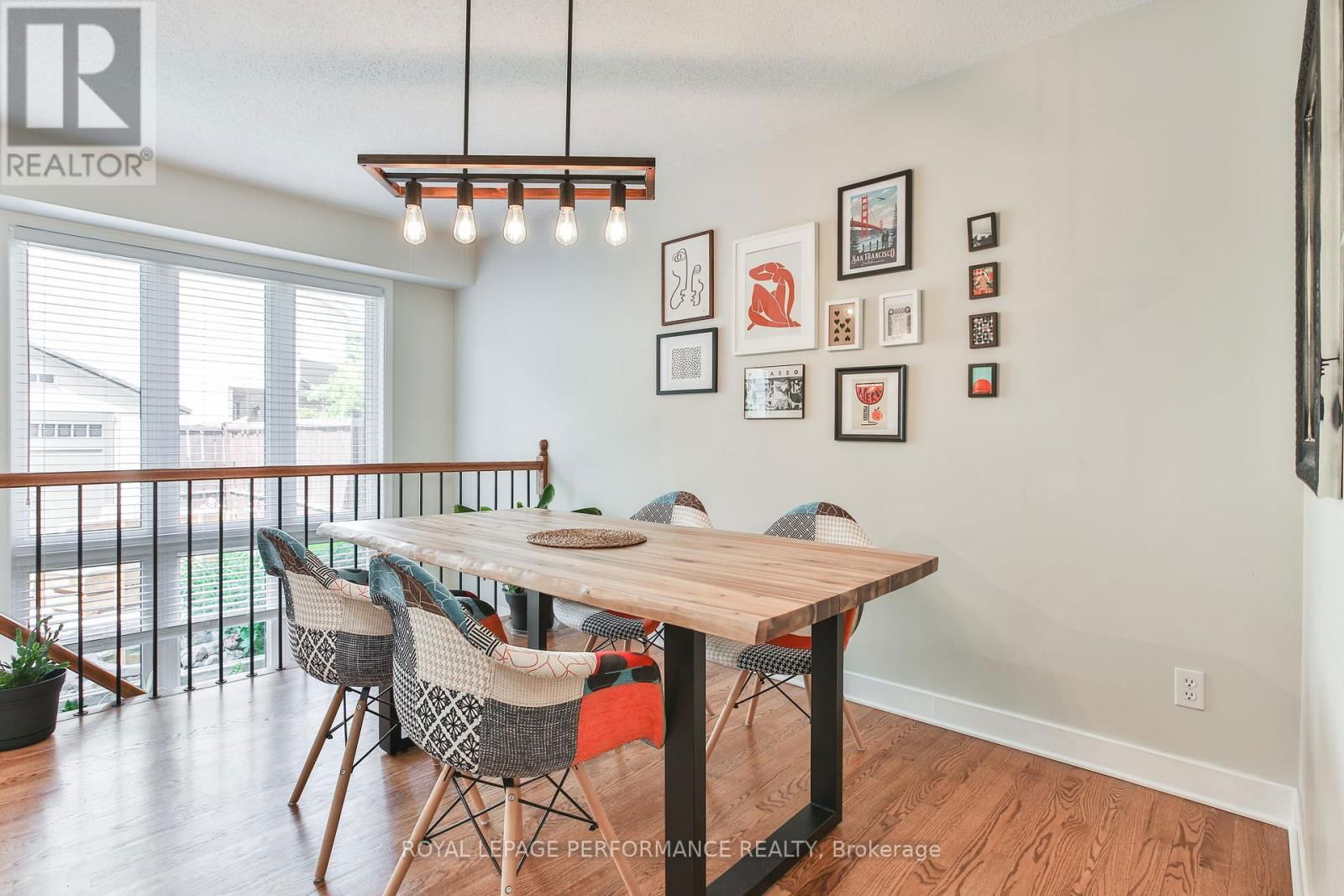 13 COLLEGE CIRCLE Image 9