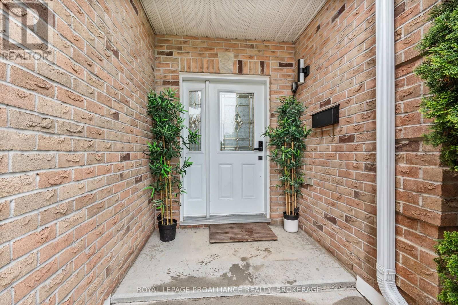 920 RINGSTEAD STREET Image 3