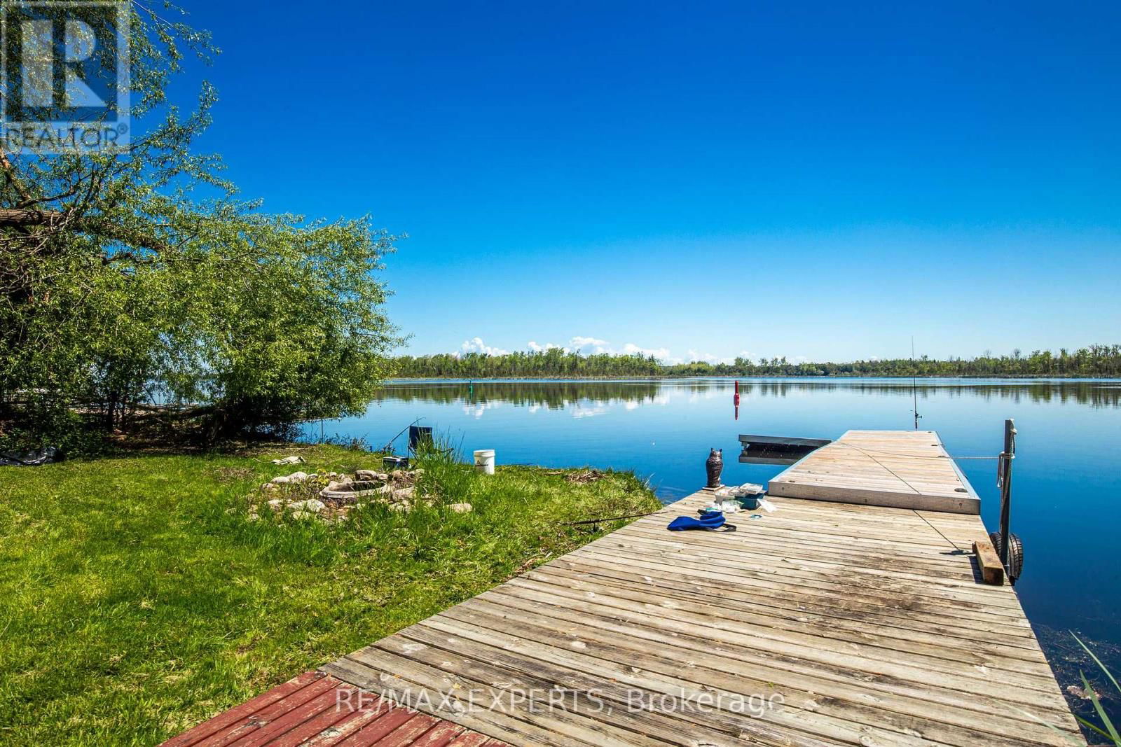 24 RIVERSIDE DRIVE Image 11