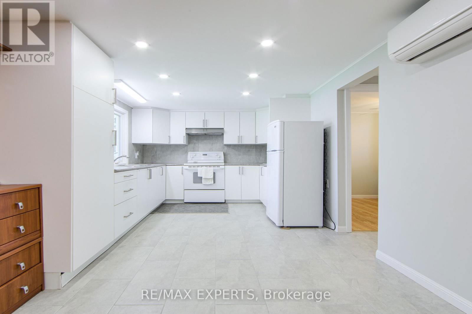 24 RIVERSIDE DRIVE Image 27