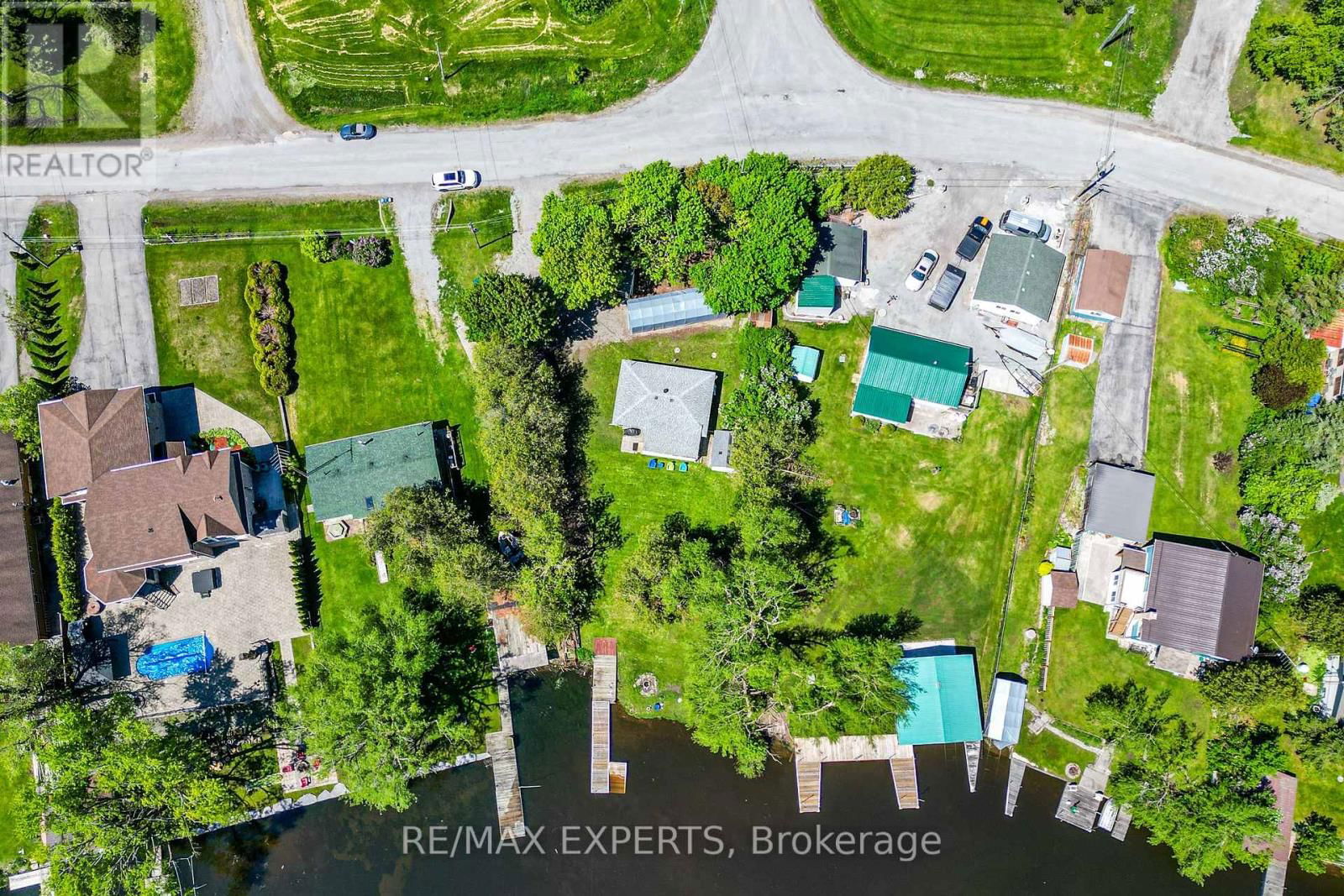 24 RIVERSIDE DRIVE Image 3