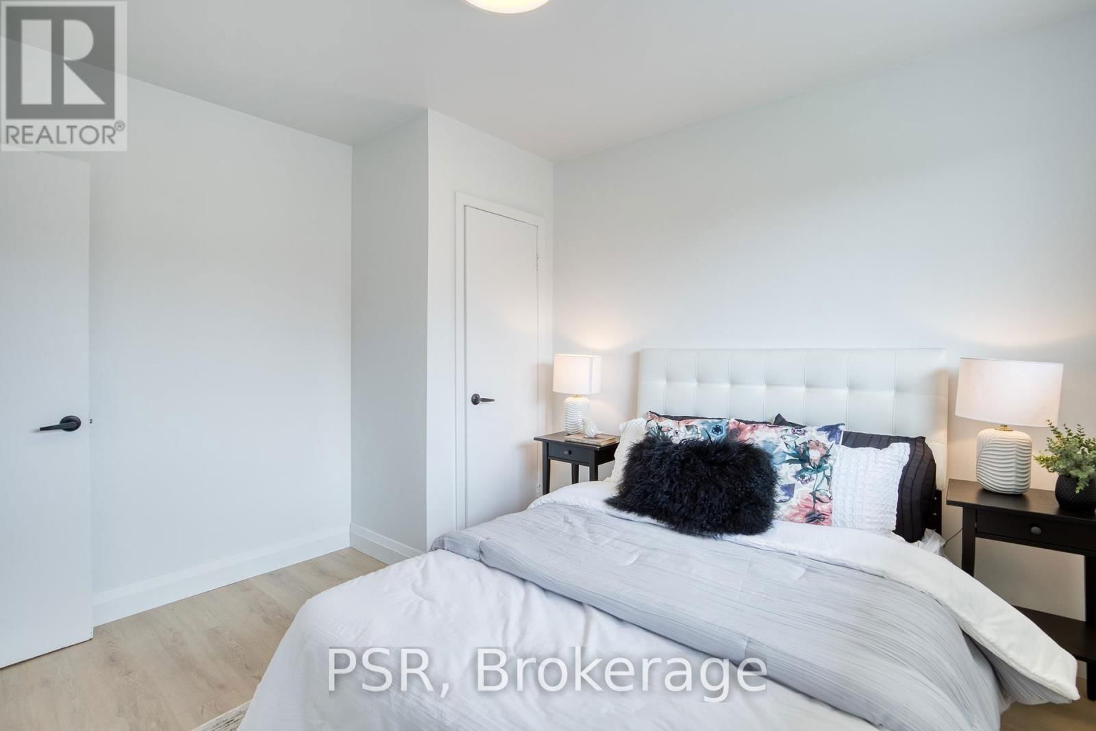 514 KRUG STREET Image 22