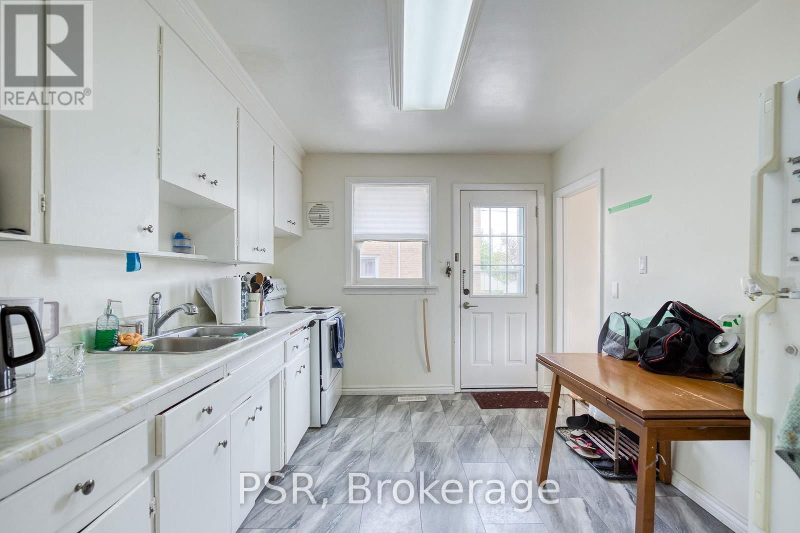 514 KRUG STREET Image 27