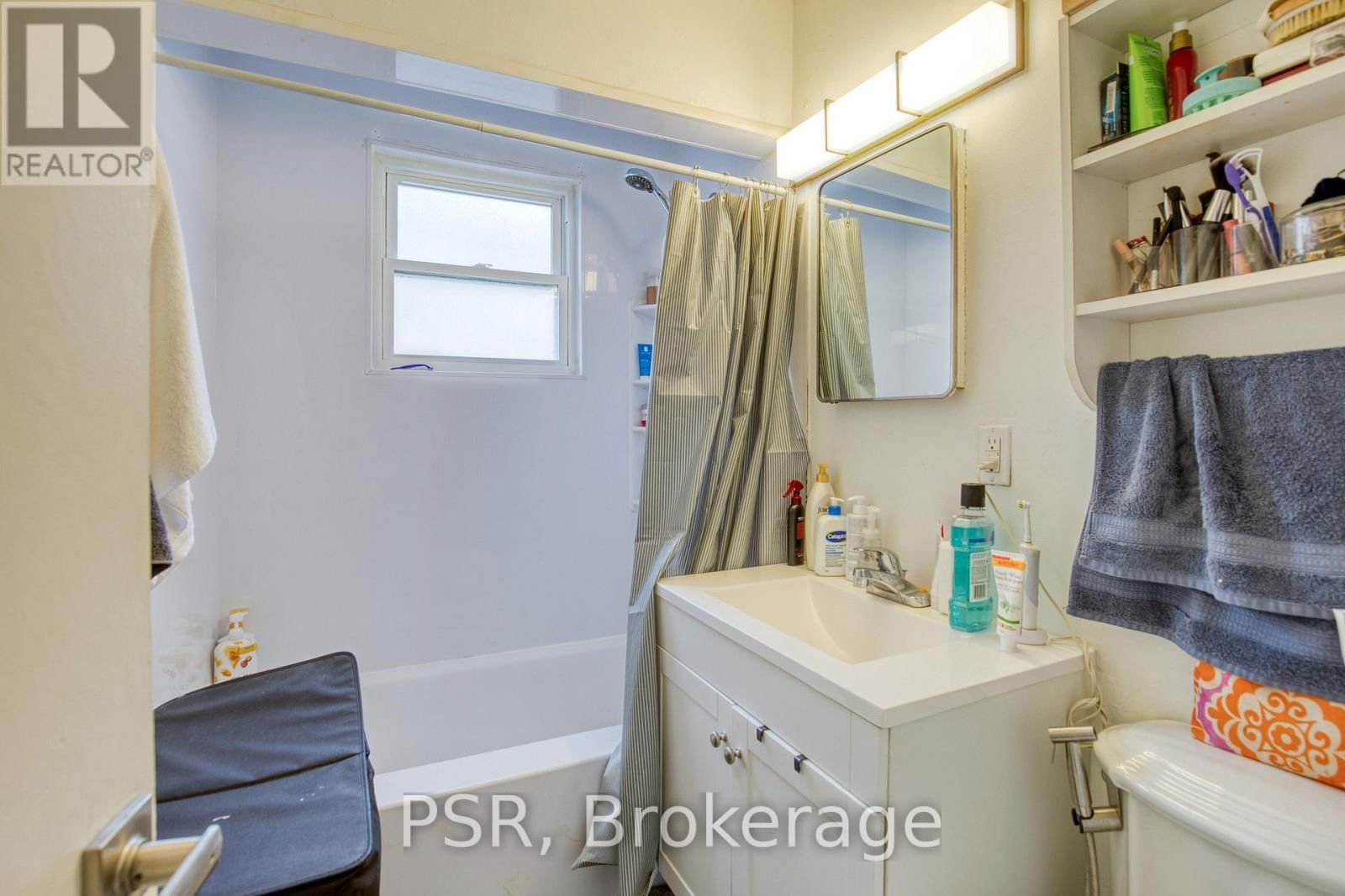 514 KRUG STREET Image 32