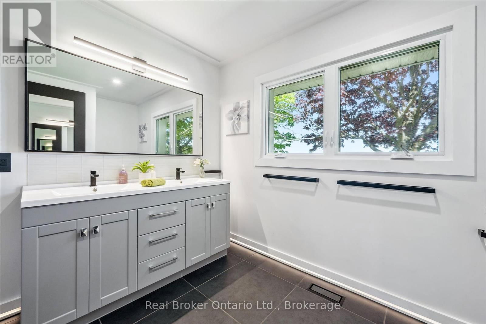 9435 WELLINGTON ROAD 22 Image 22