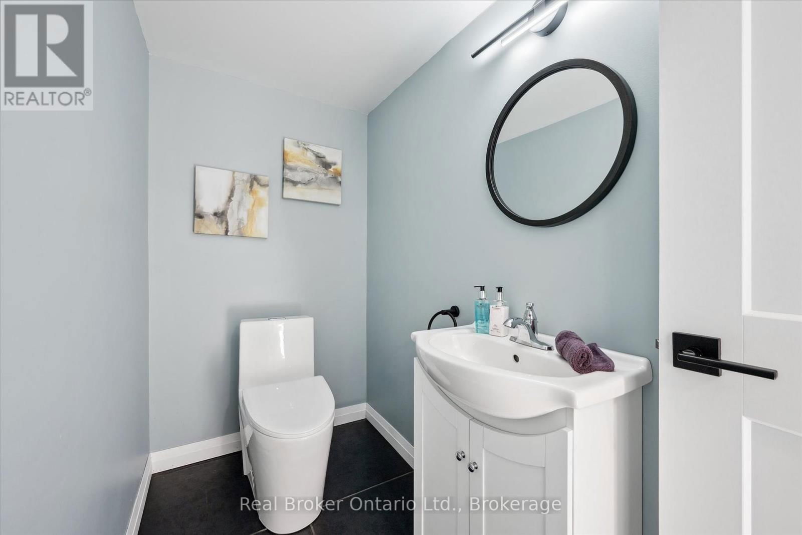 9435 WELLINGTON ROAD 22 Image 29