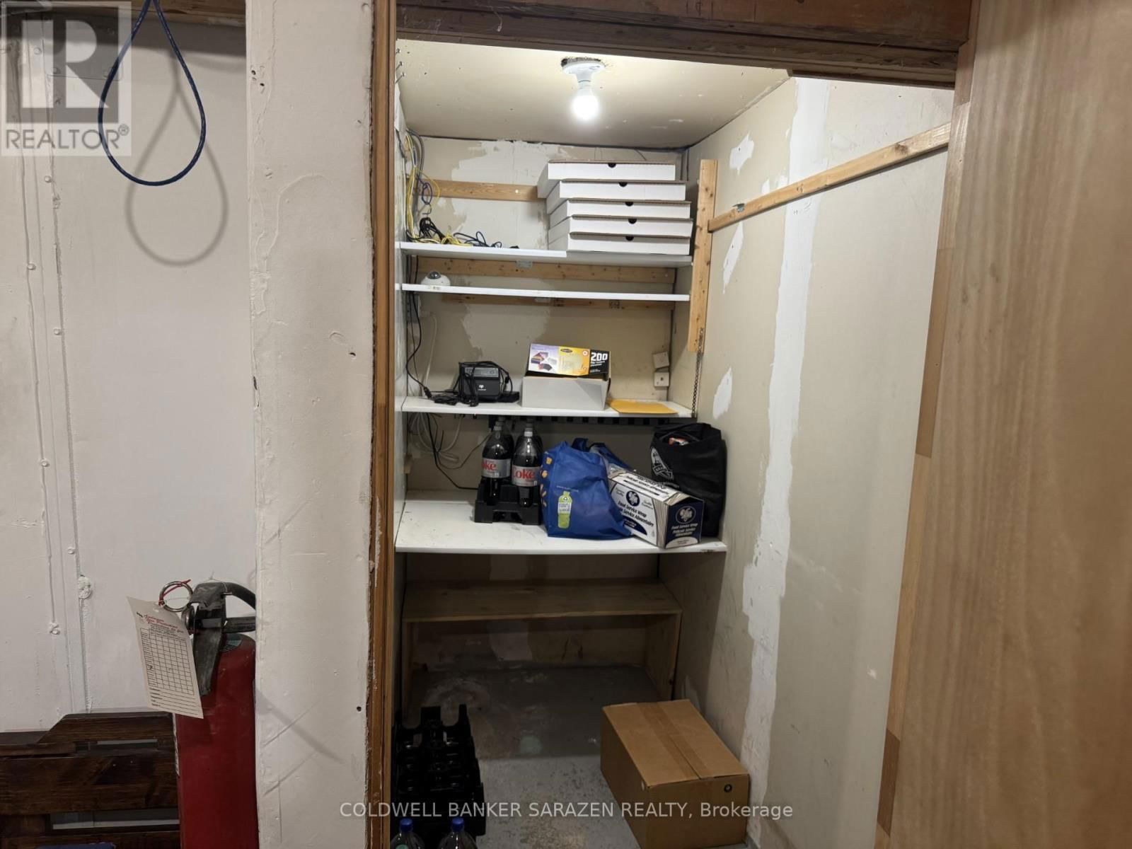 1105 COBDEN ROAD Image 11