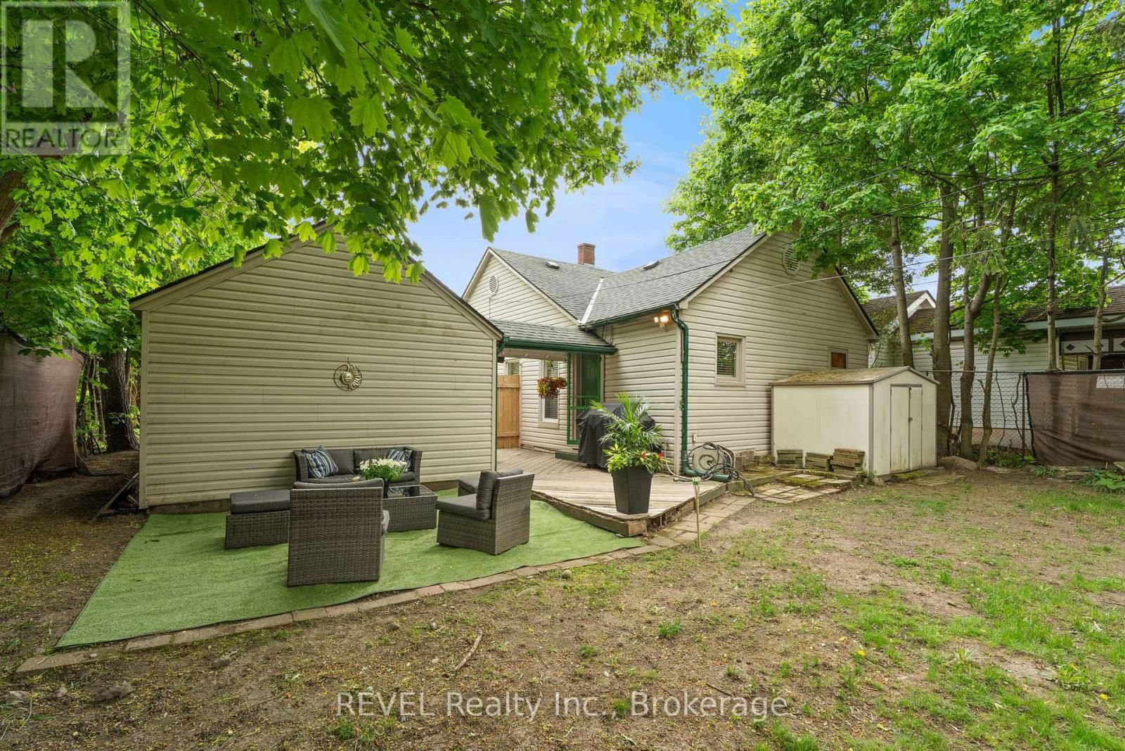 224 JARVIS STREET Image 6