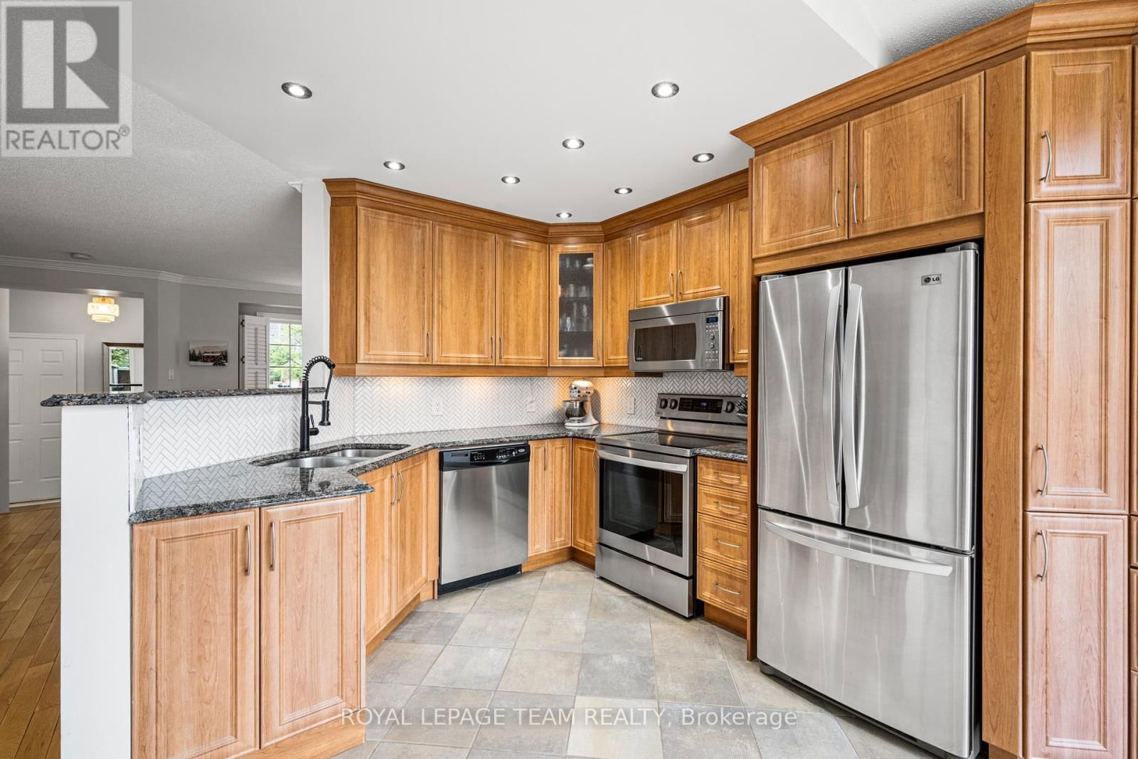 1526 TONILEE DRIVE Image 10