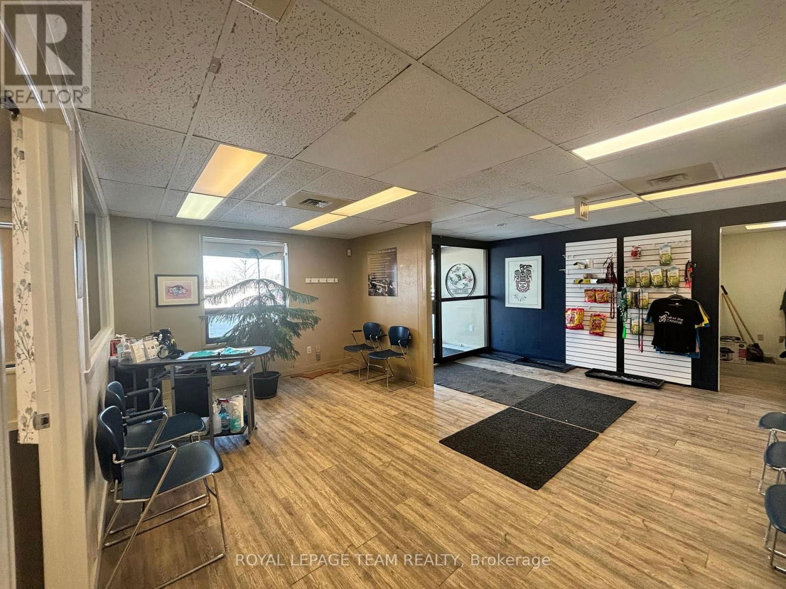 Suite A250 - 48 COLONNADE ROAD Image 3