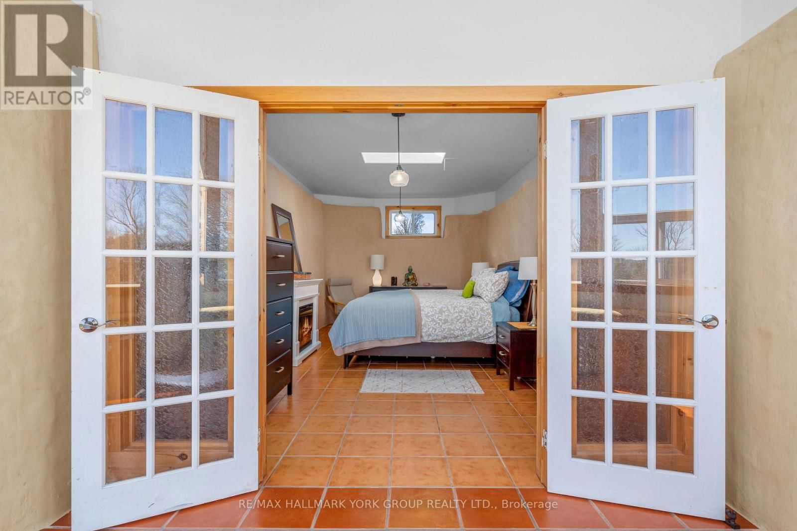 1375 QUEENSBOROUGH ROAD Image 13