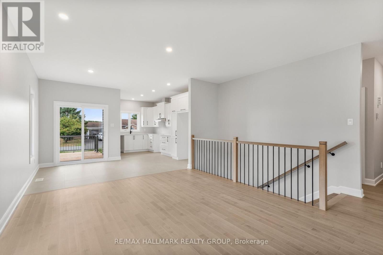 310 ZAKARI STREET Image 8