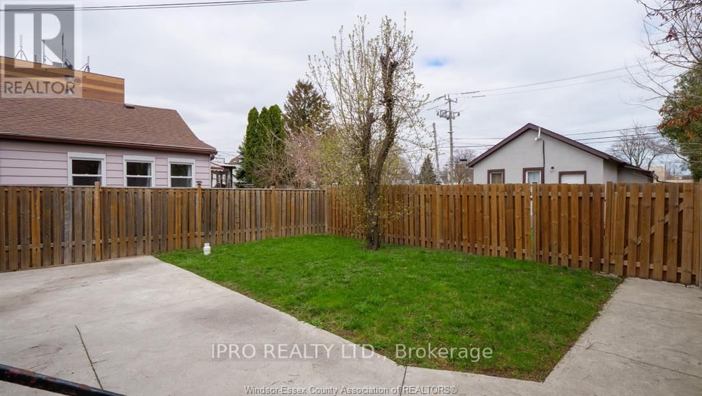 BSMNT - 760 AYLMER AVENUE Image 11