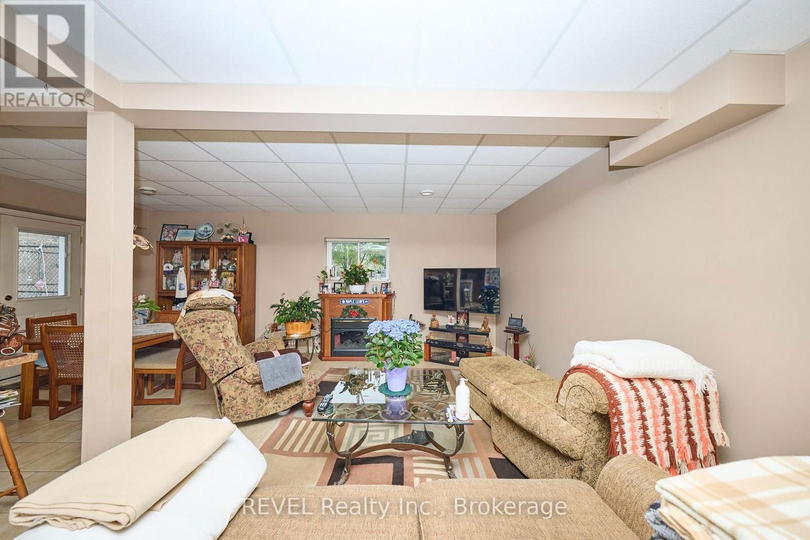 23 AMELIA STREET Image 18