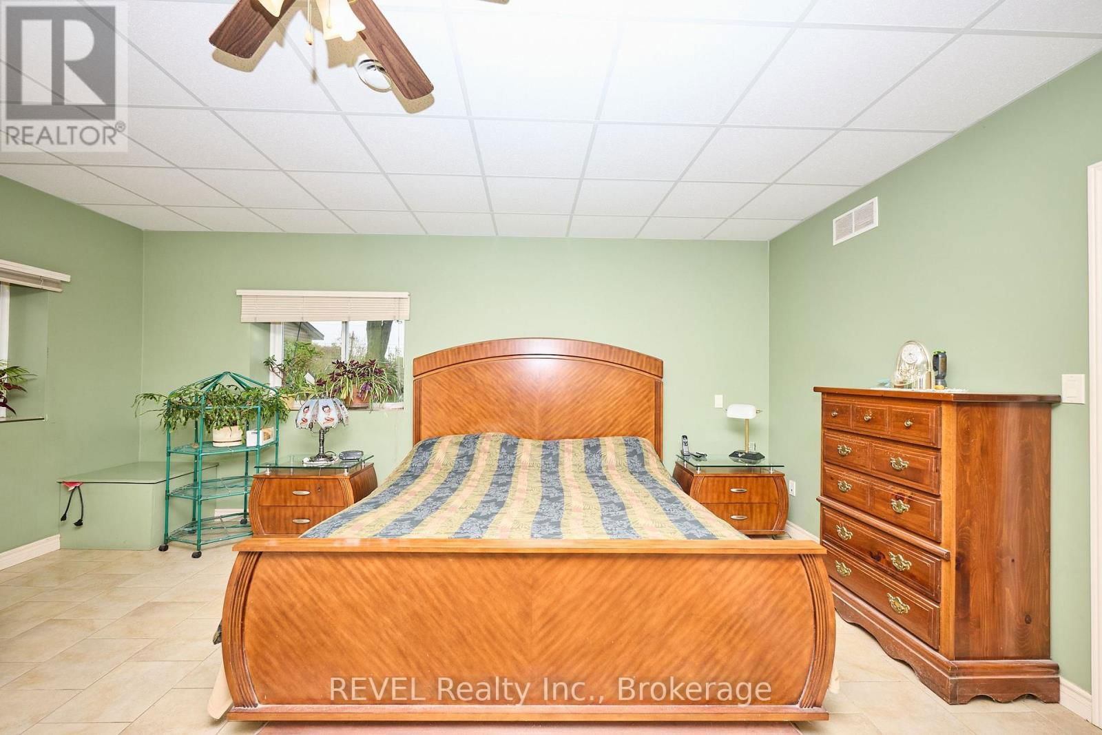 23 AMELIA STREET Image 31