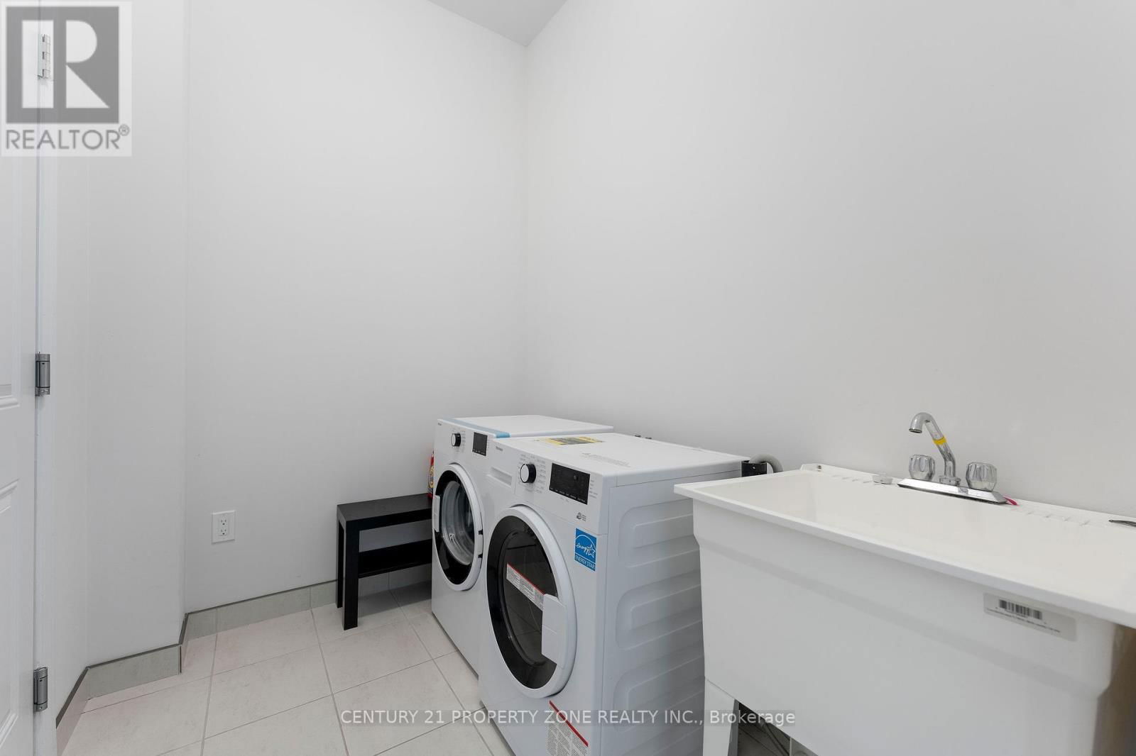 19 ELSEGOOD DRIVE Image 8