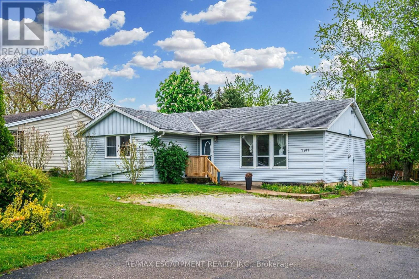 2583 BINBROOK ROAD Image 1