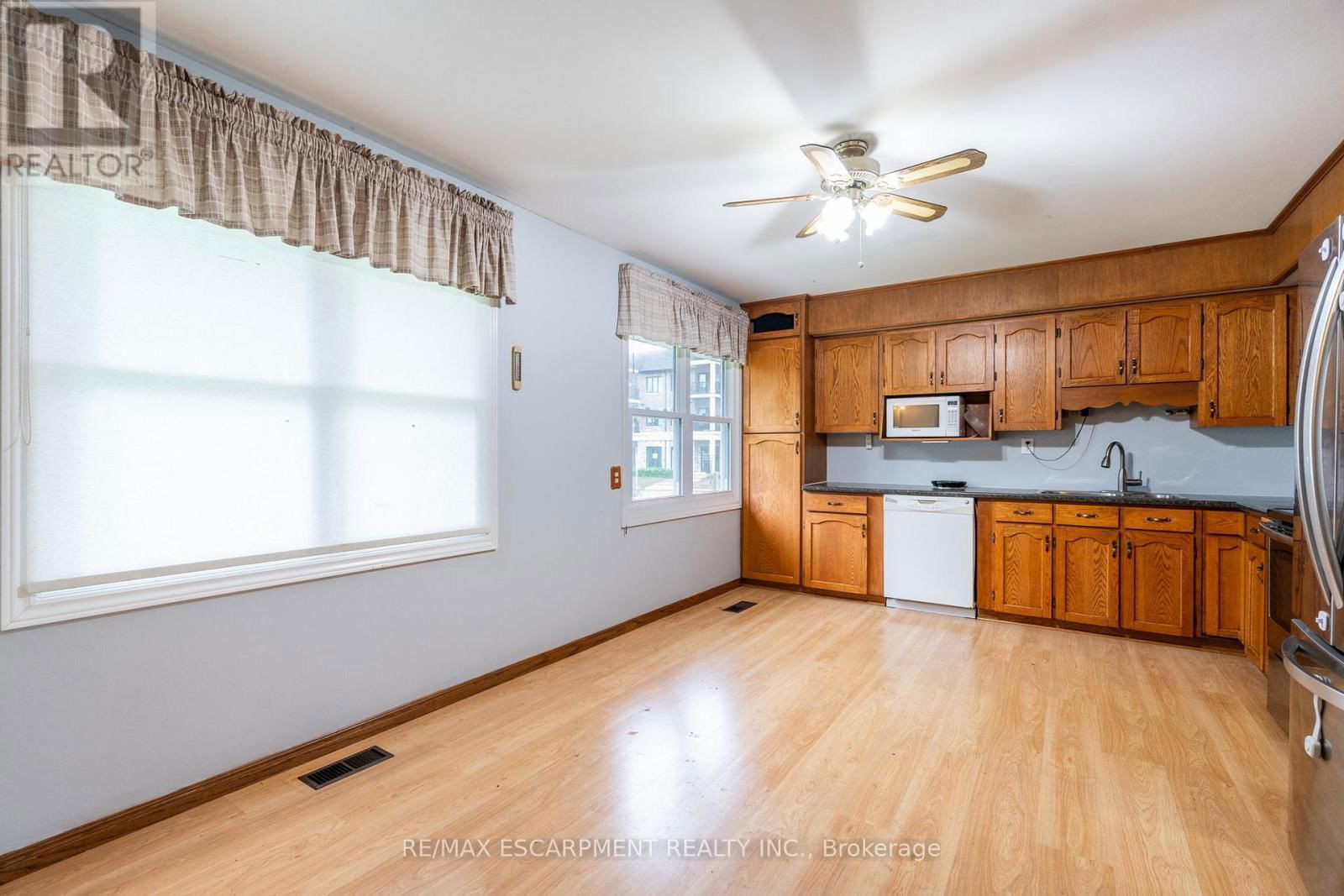 2583 BINBROOK ROAD Image 12