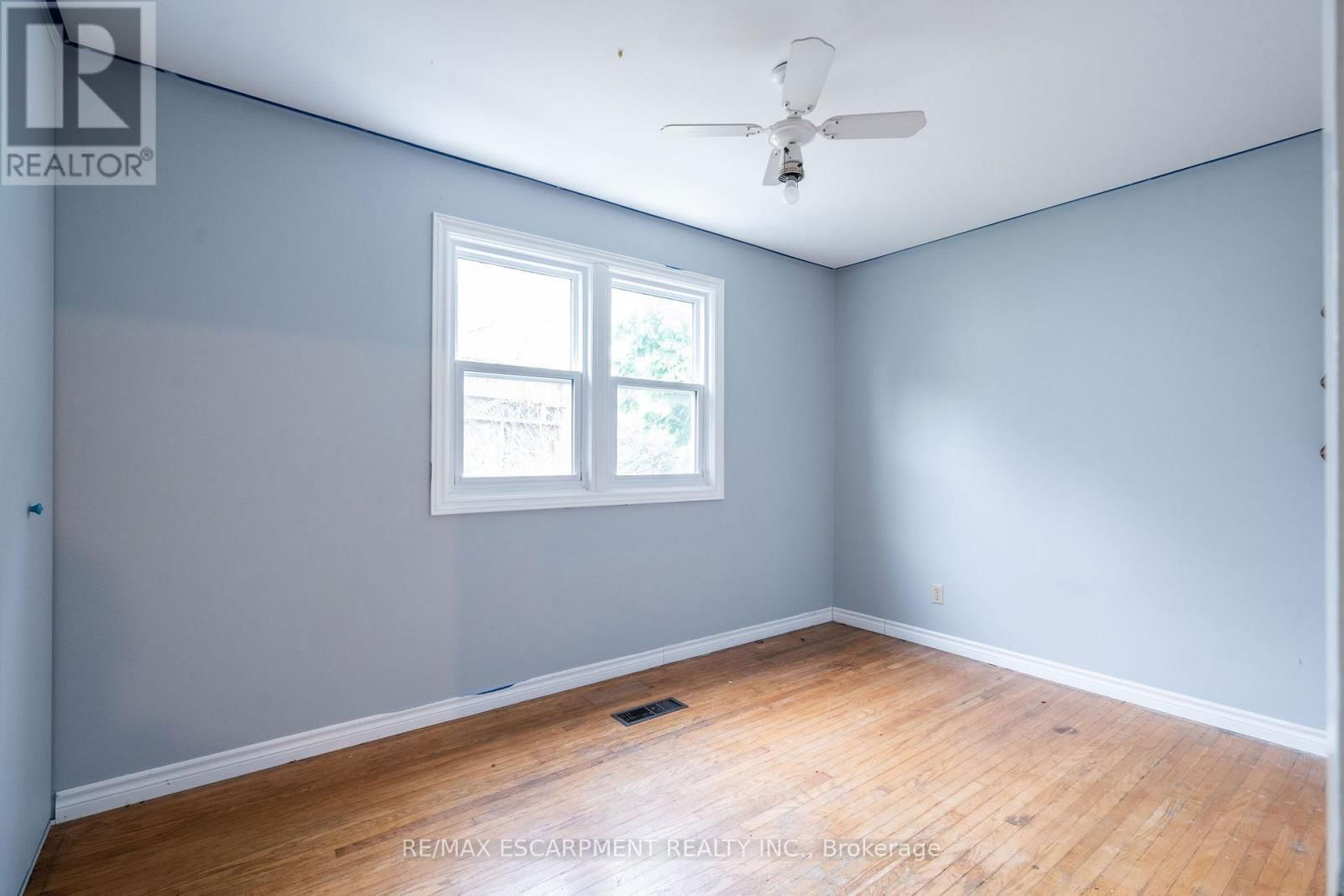 2583 BINBROOK ROAD Image 17
