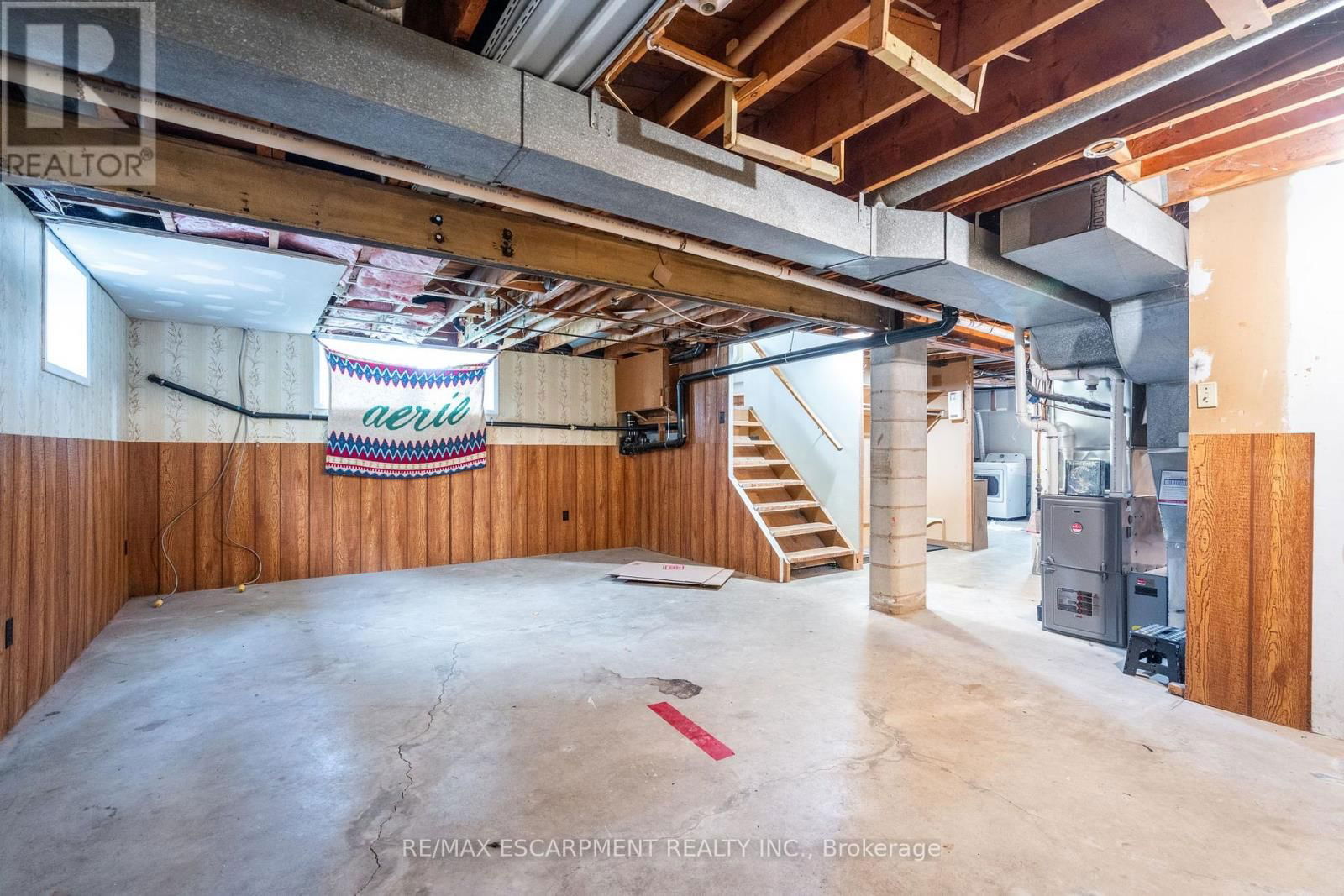 2583 BINBROOK ROAD Image 26