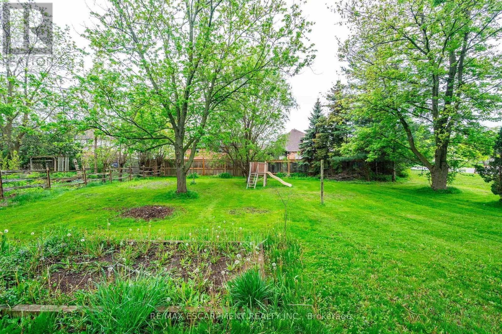 2583 BINBROOK ROAD Image 34