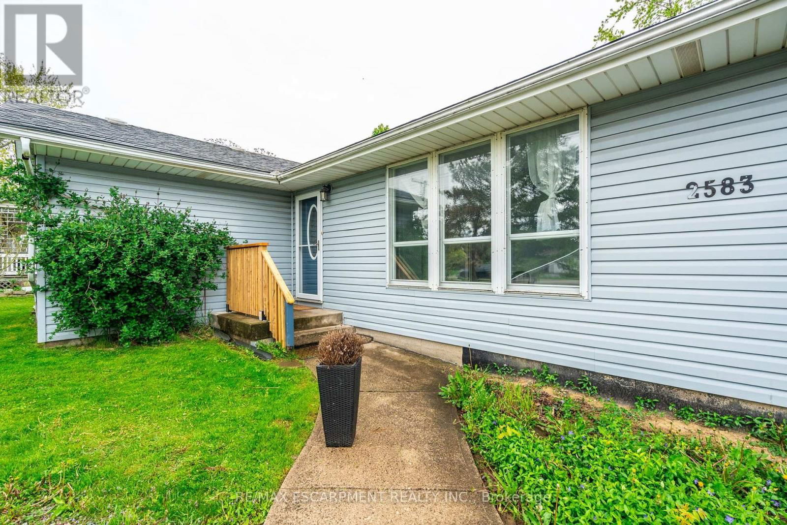 2583 BINBROOK ROAD Image 5